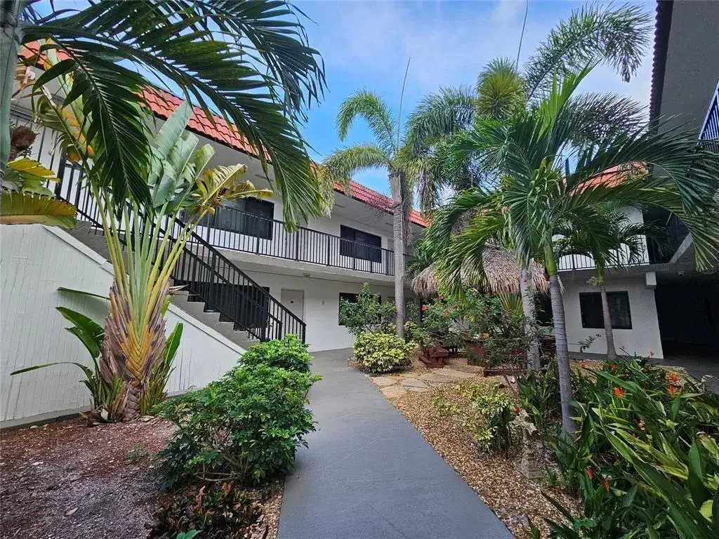 2201 NE 36th Street # 208, Lighthouse Point FL 33064 photo 4