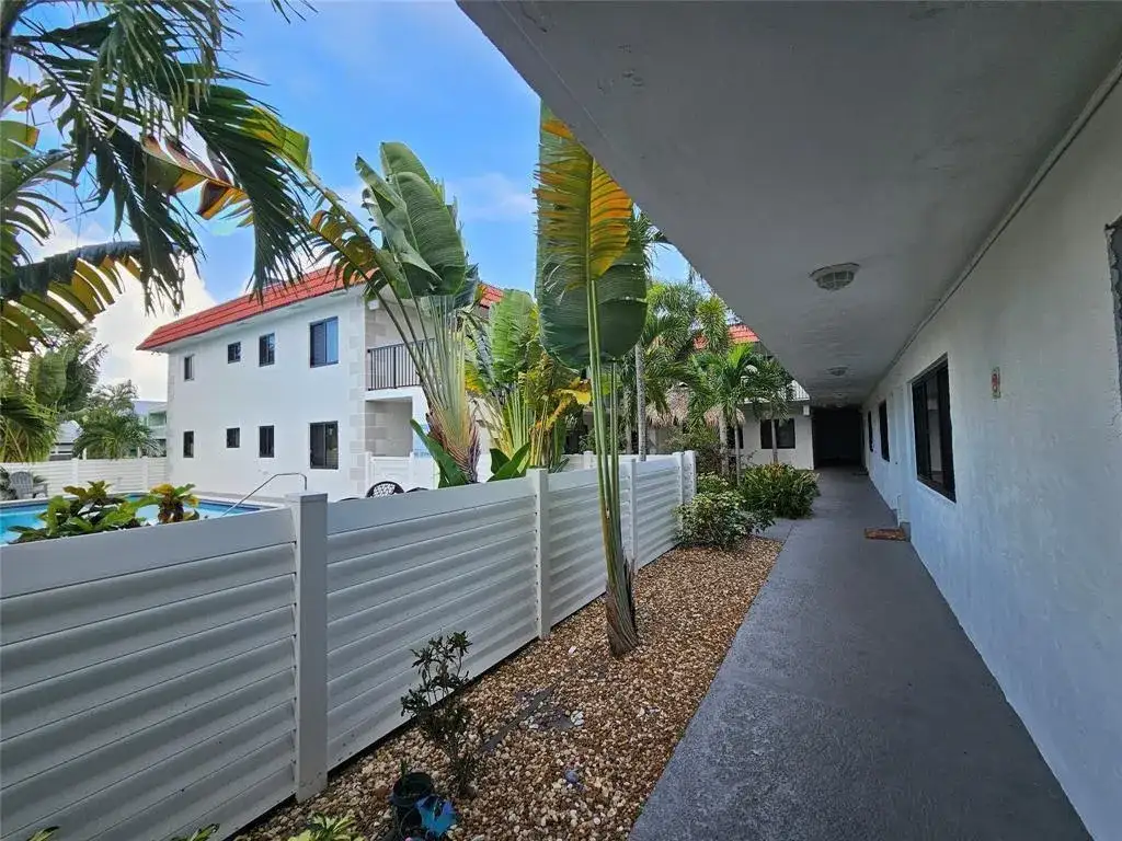 2201 NE 36th Street # 208, Lighthouse Point FL 33064 photo 5
