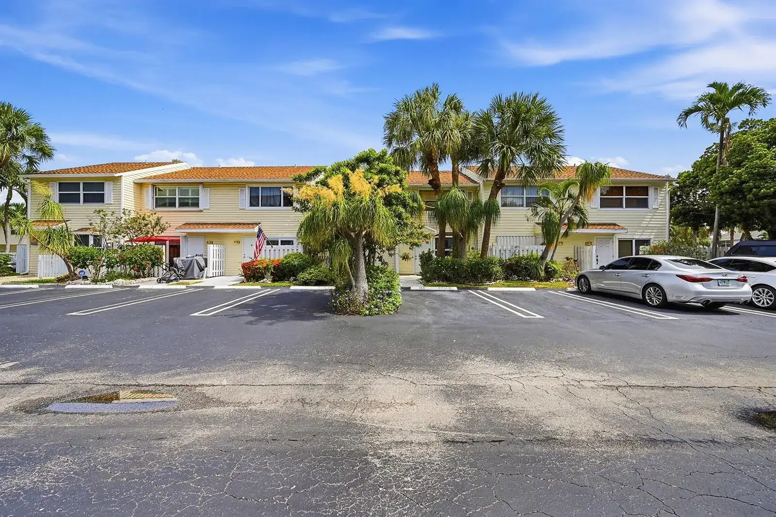 2627 NE 15th Street, Pompano Beach FL 33062