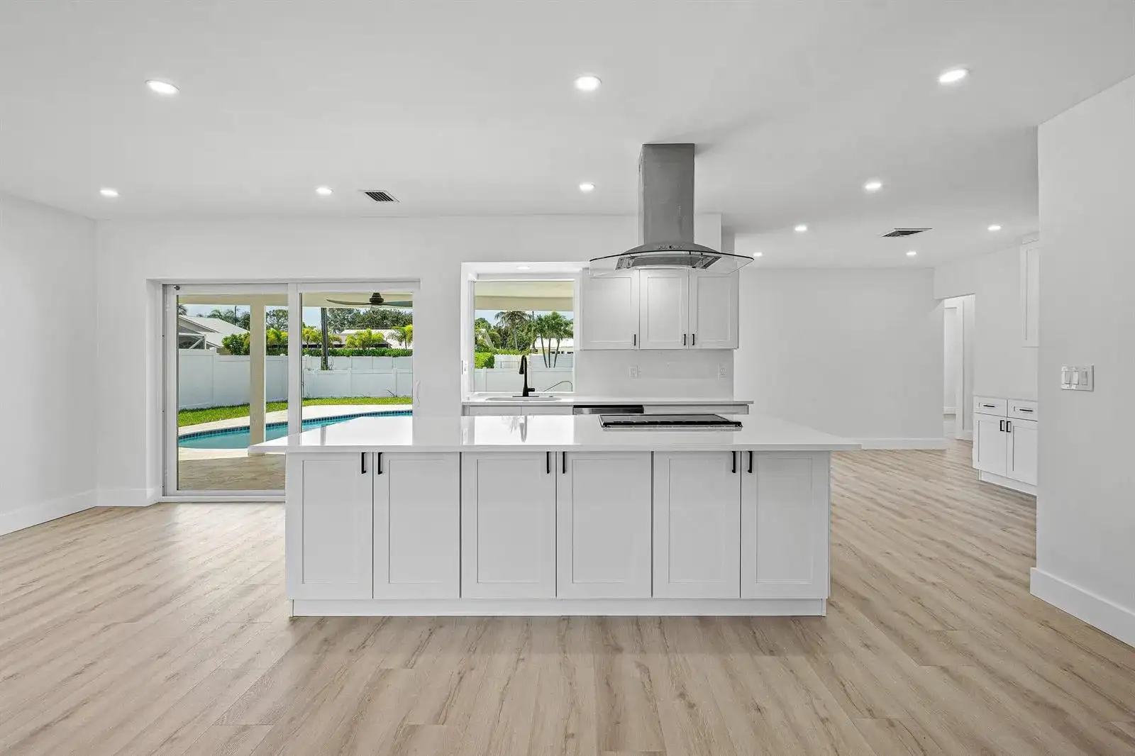 970 SW 7TH Street, Boca Raton FL 33486 photo 4