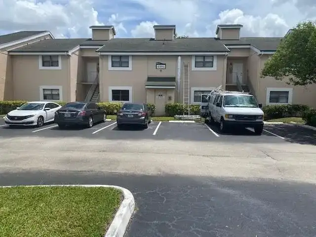 4096 N PINE ISLAND Road N # 2110, Sunrise FL 33351