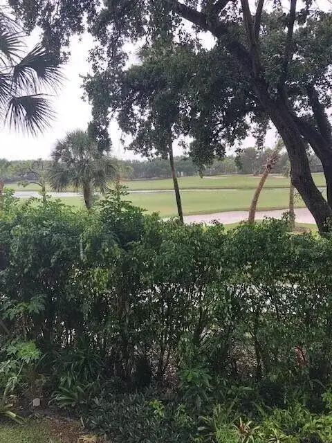 2811 Village Boulevard # 202, West Palm Beach FL 33409 photo 4