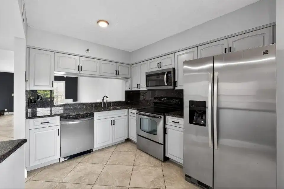 2206 S Cypress Bend Drive # 401, Pompano Beach FL 33069 photo 3