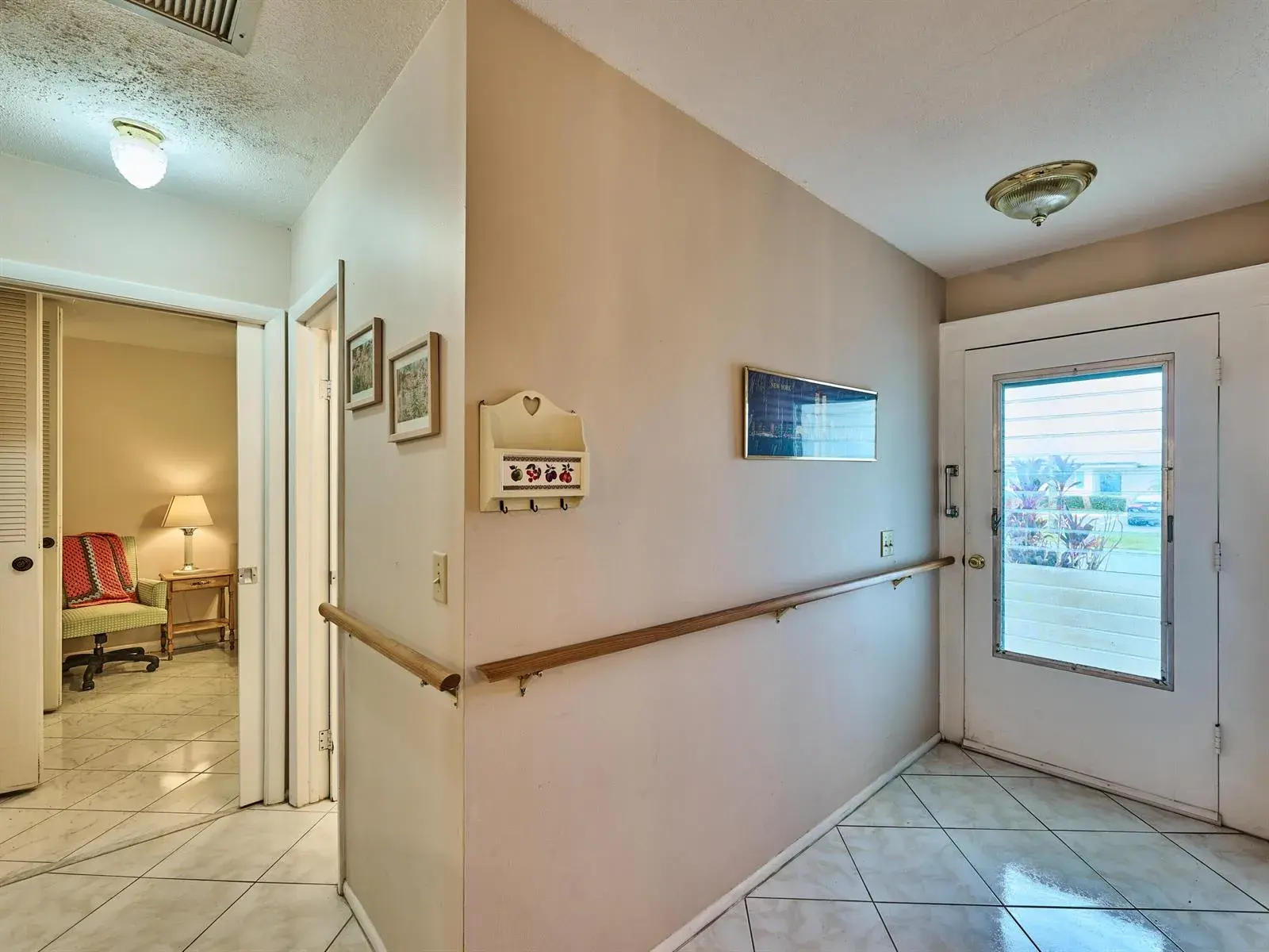 2804 Crosley Drive E # F, West Palm Beach FL 33415