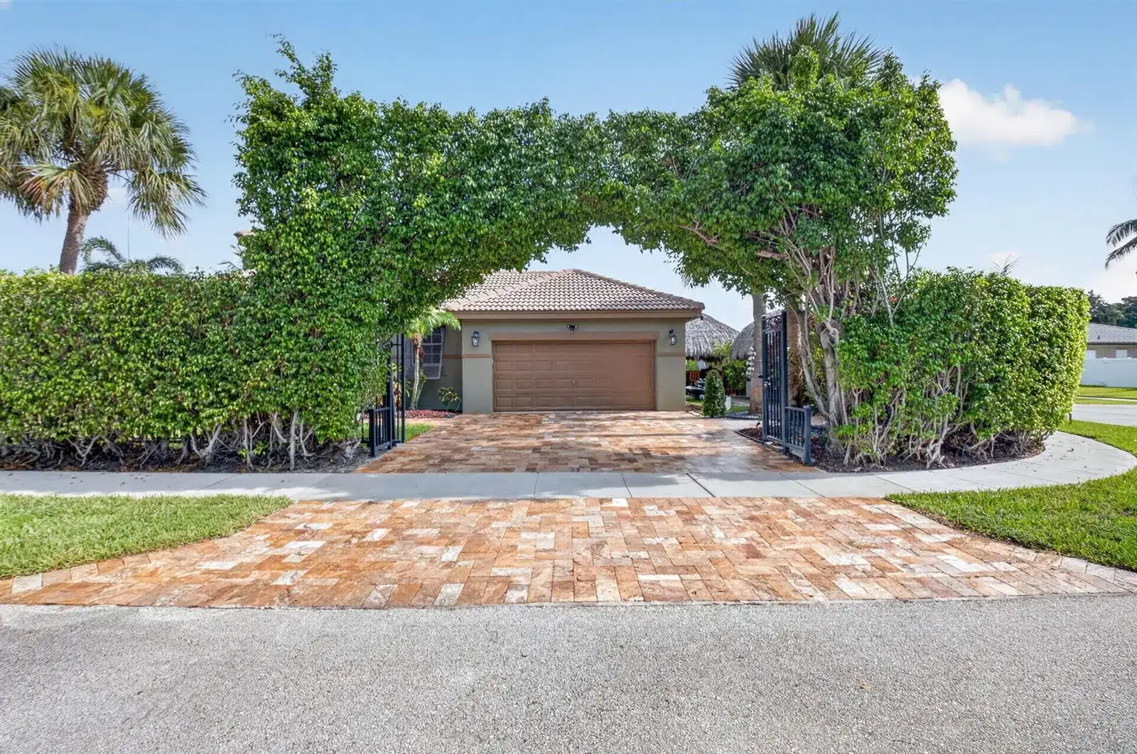 1590 SW 4TH Circle, Boca Raton FL 33486 photo 2