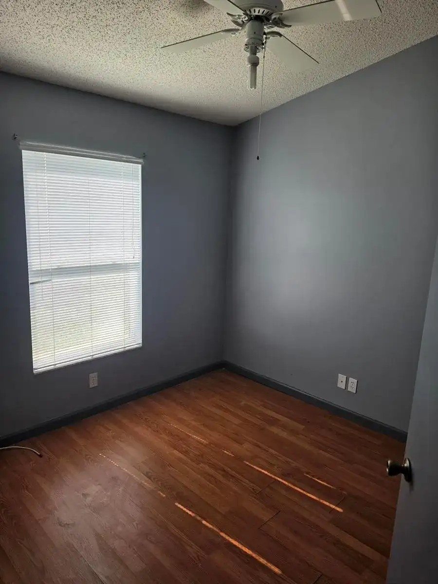 100 KINGS Way, Royal Palm Beach FL 33411 photo 4