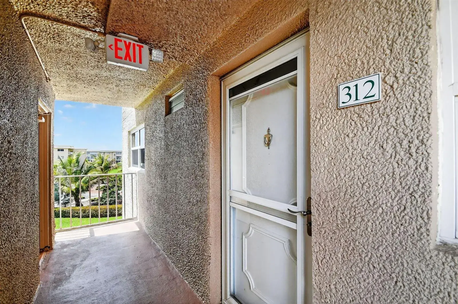 2615 NE 1ST Court # 312, Boynton Beach FL 33435