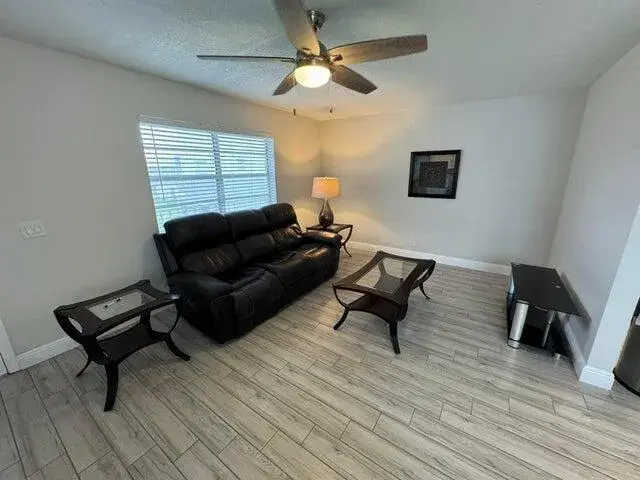 127 FLANDERS C # C, Delray Beach FL 33484