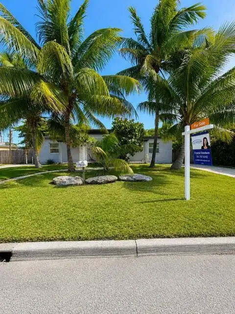 618 49TH Street, West Palm Beach FL 33407