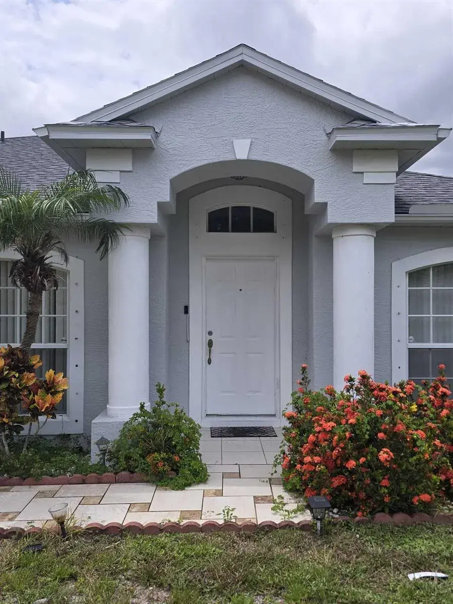 2026 SW CRANBERRY Street, Port St. Lucie FL 34953