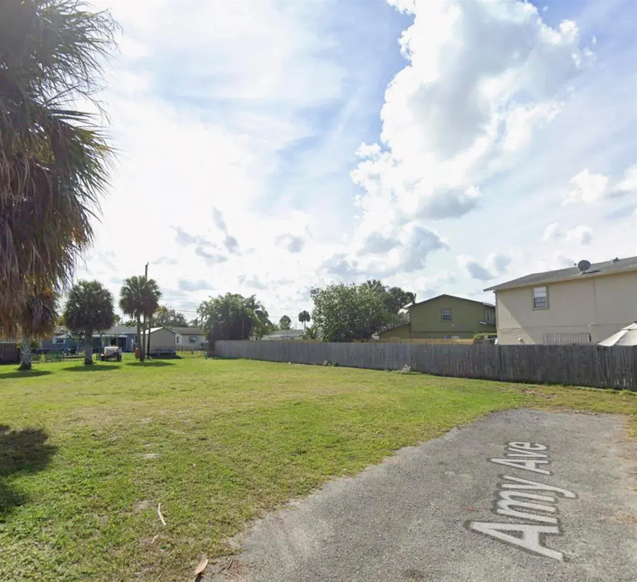 000 URANUS Terrace, West Palm Beach FL 33403
