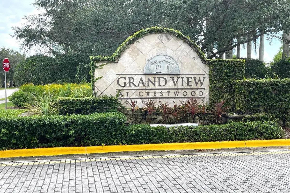 1700 S CRESTWOOD Court S # 1709, Royal Palm Beach FL 33411