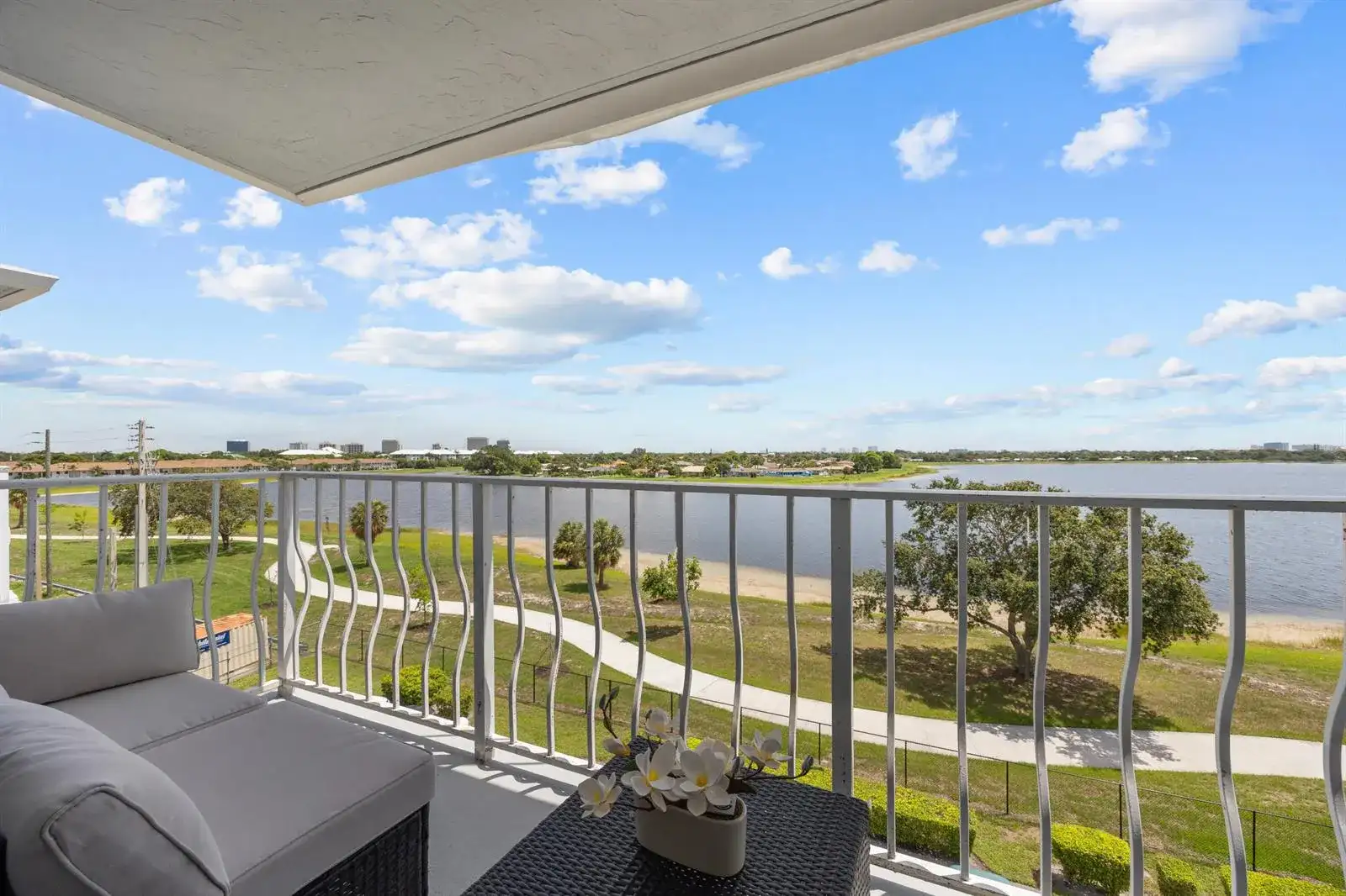 470 Executive Center Drive # 5b, West Palm Beach FL 33401 photo 3