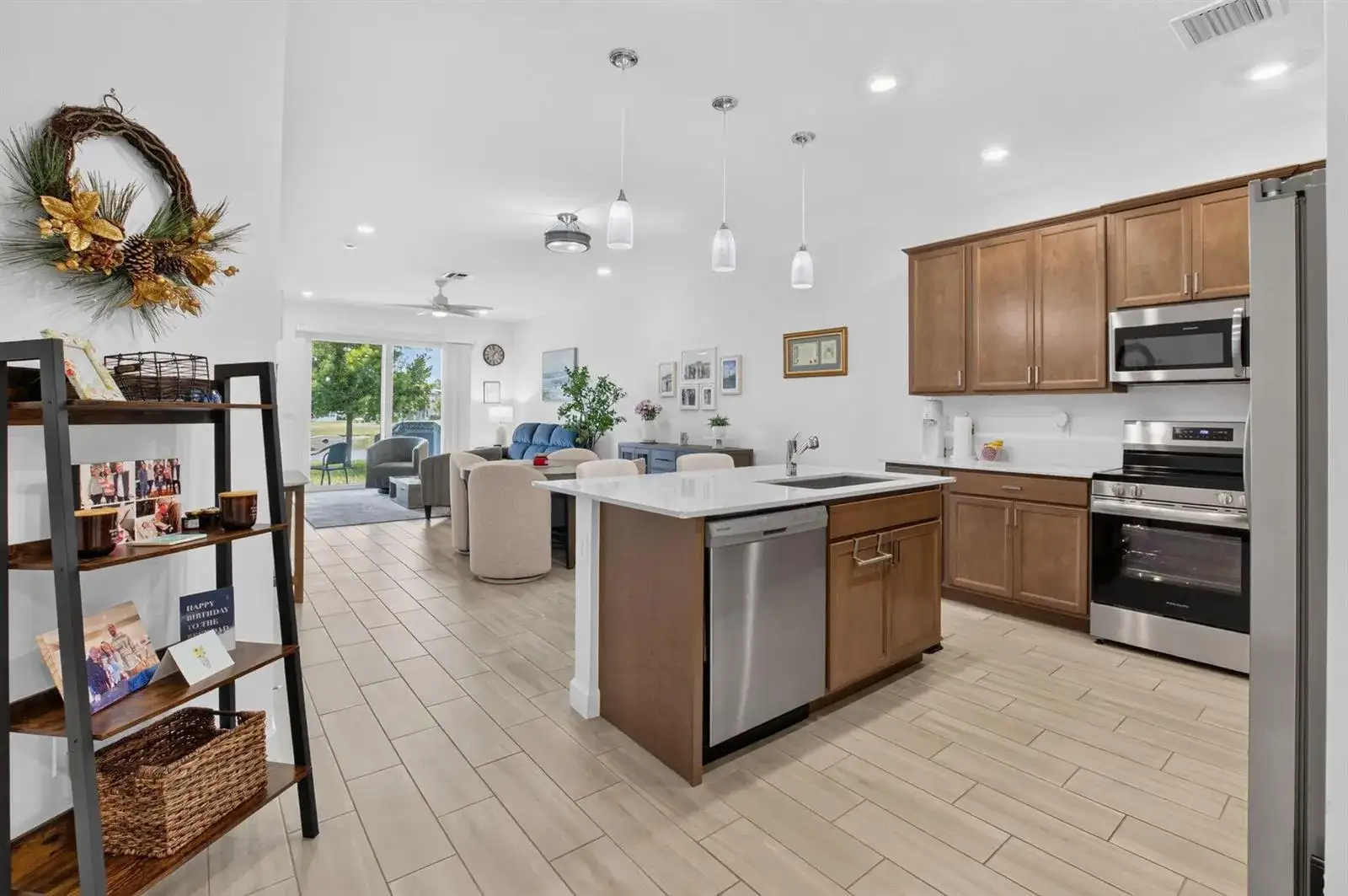 13705 Night Sky Place, Delray Beach FL 33484 photo 2