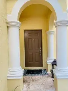 4948 SW 136TH Avenue, Miramar FL 33027 photo 3