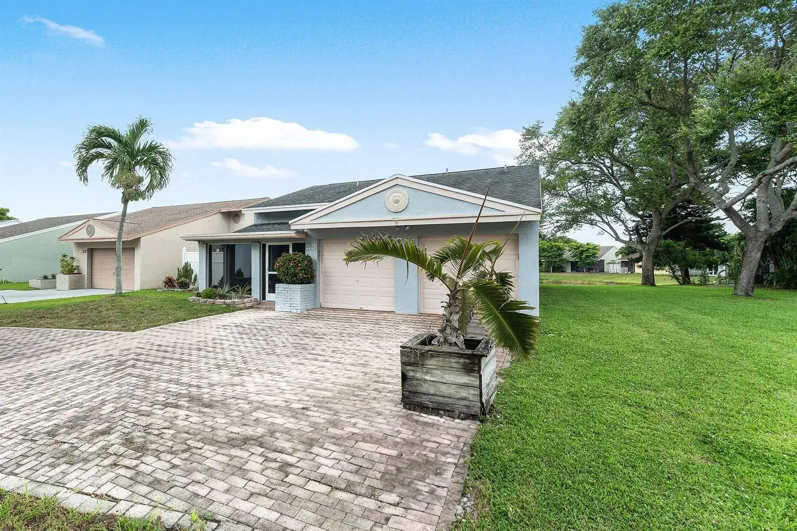 28 Paxford Lane, Boynton Beach FL 33426 photo 3
