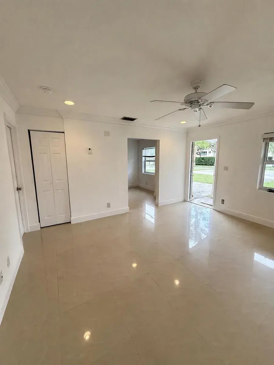 101 SW 3rd Avenue, Boca Raton FL 33432