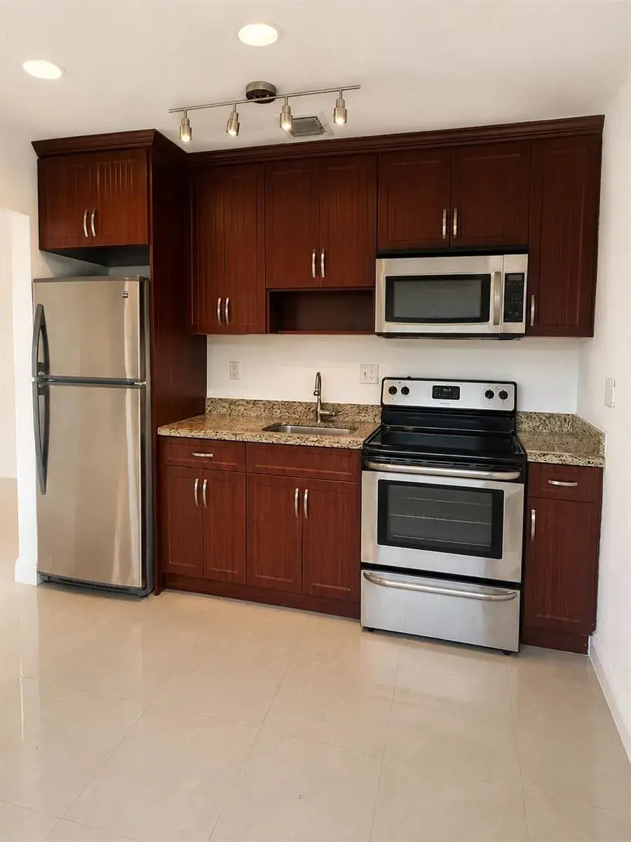 101 SW 3rd Avenue, Boca Raton FL 33432
