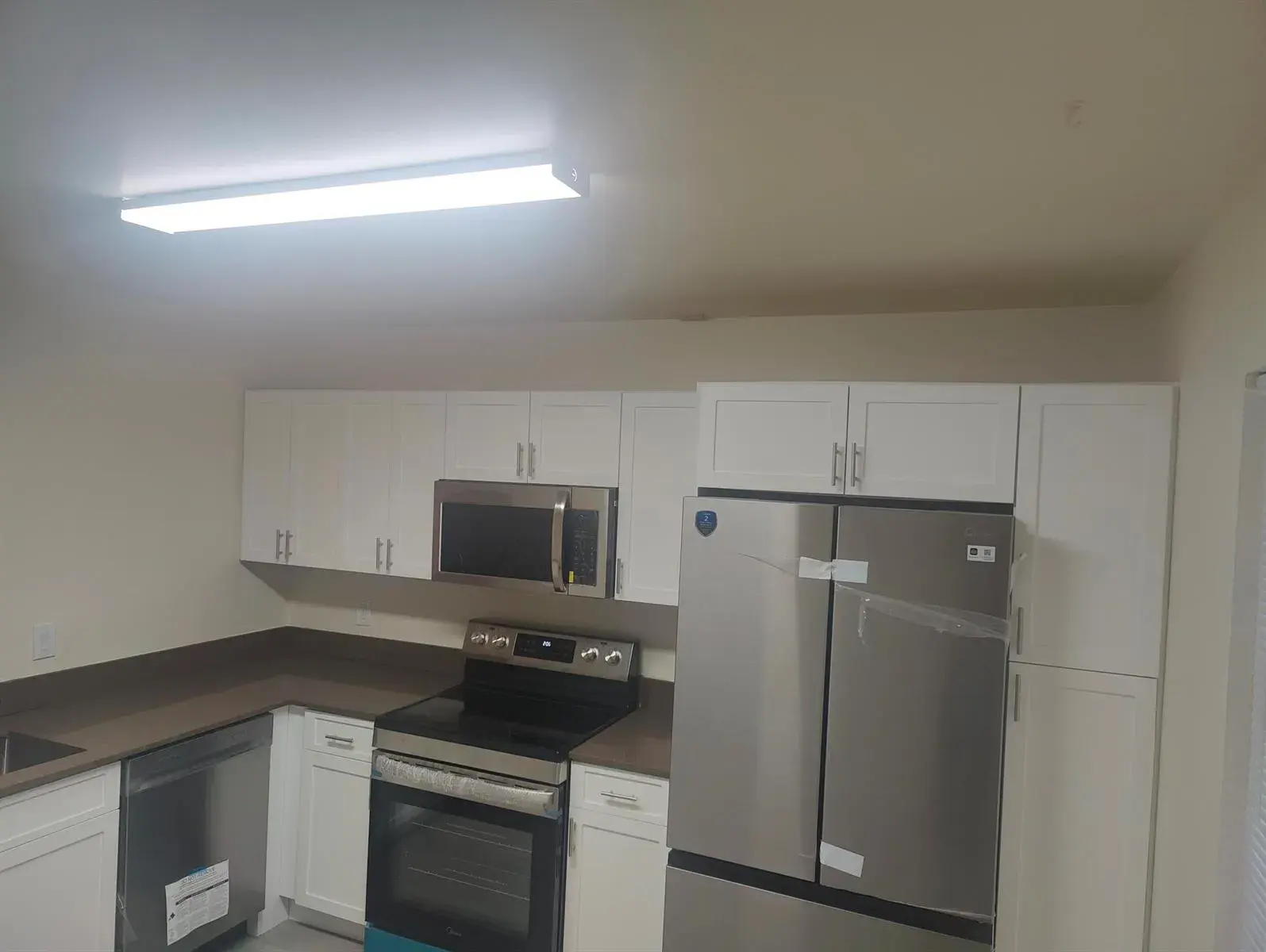 302 LAKEVIEW Drive E # 302, Royal Palm Beach FL 33411