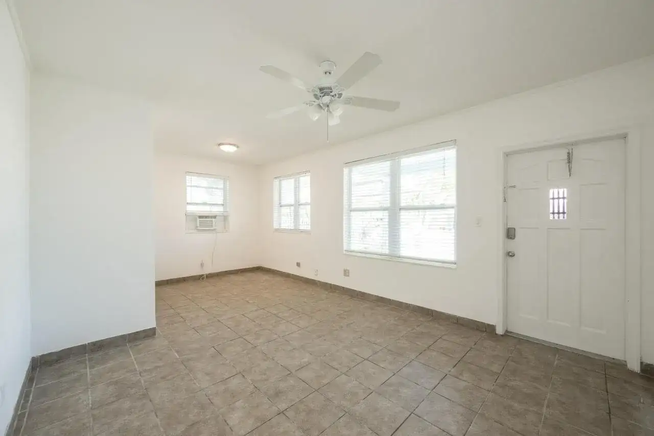 1702 BERTHA Street, Key West FL 33040 photo 2