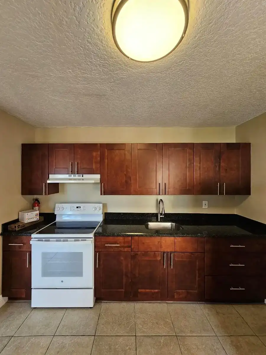 1200 W Blue Heron Boulevard # 5, Riviera Beach FL 33404