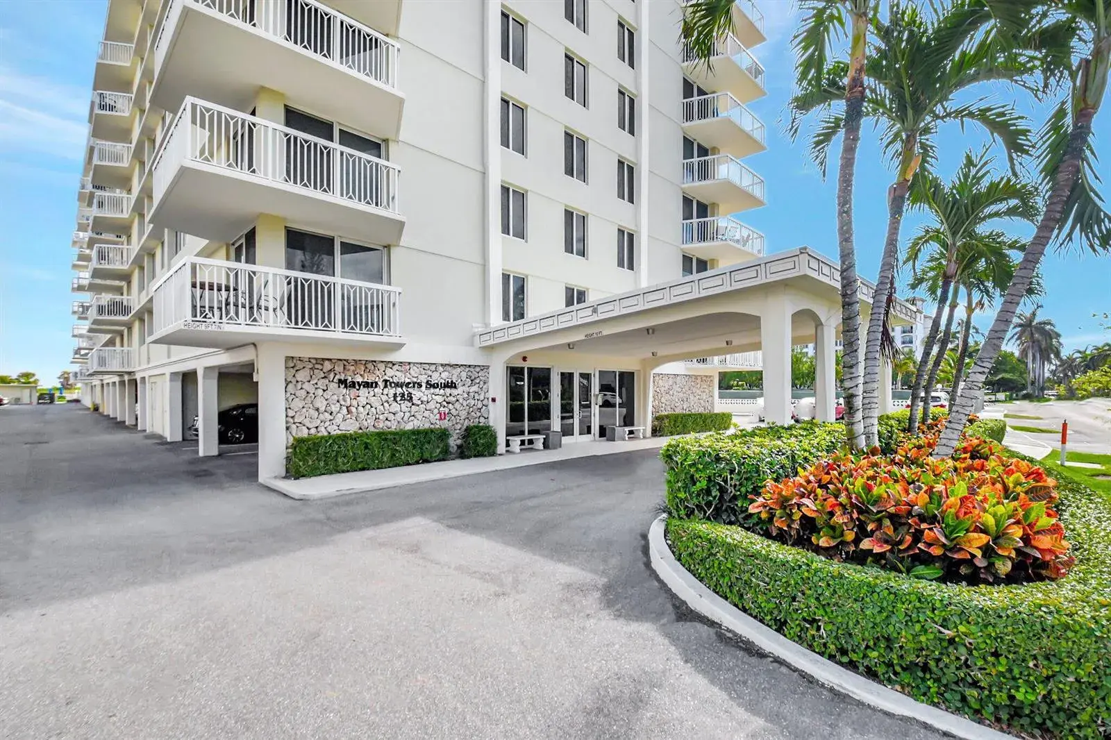 125 S OCEAN Avenue # 211, Palm Beach Shores FL 33404