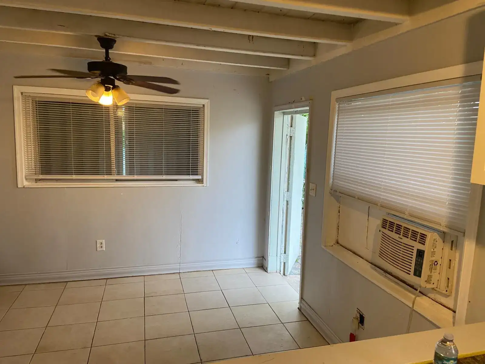 132 W 35th Street Unit b, Riviera Beach FL 33404 photo 2