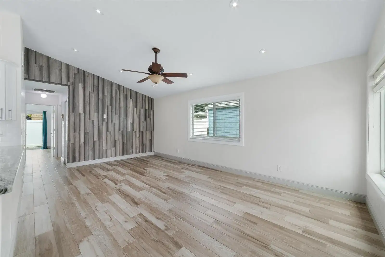7 Cardiff Way, Boynton Beach FL 33426 photo 5