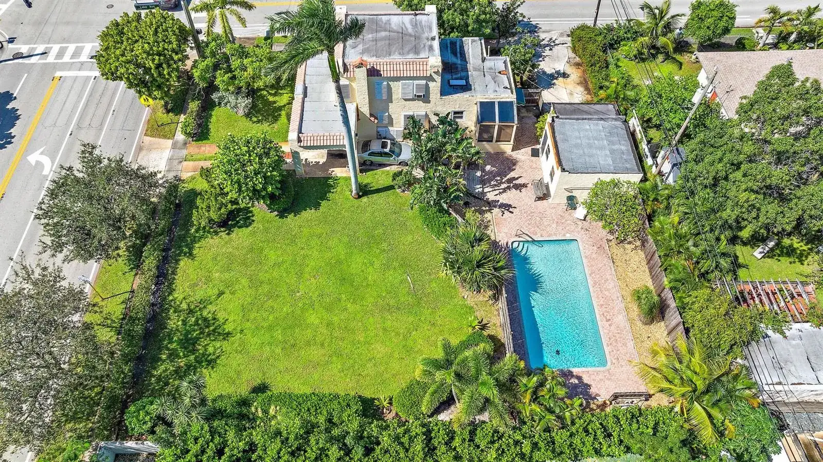 735 FOREST HILL Boulevard, West Palm Beach FL 33405 photo 2