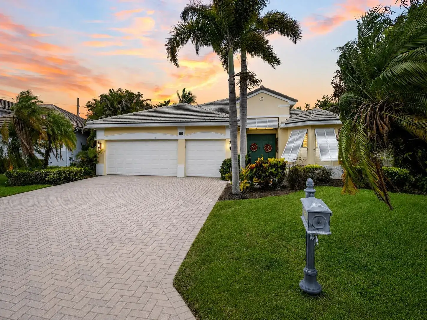 910 SW Lost River Shores Drive, Stuart FL 34997