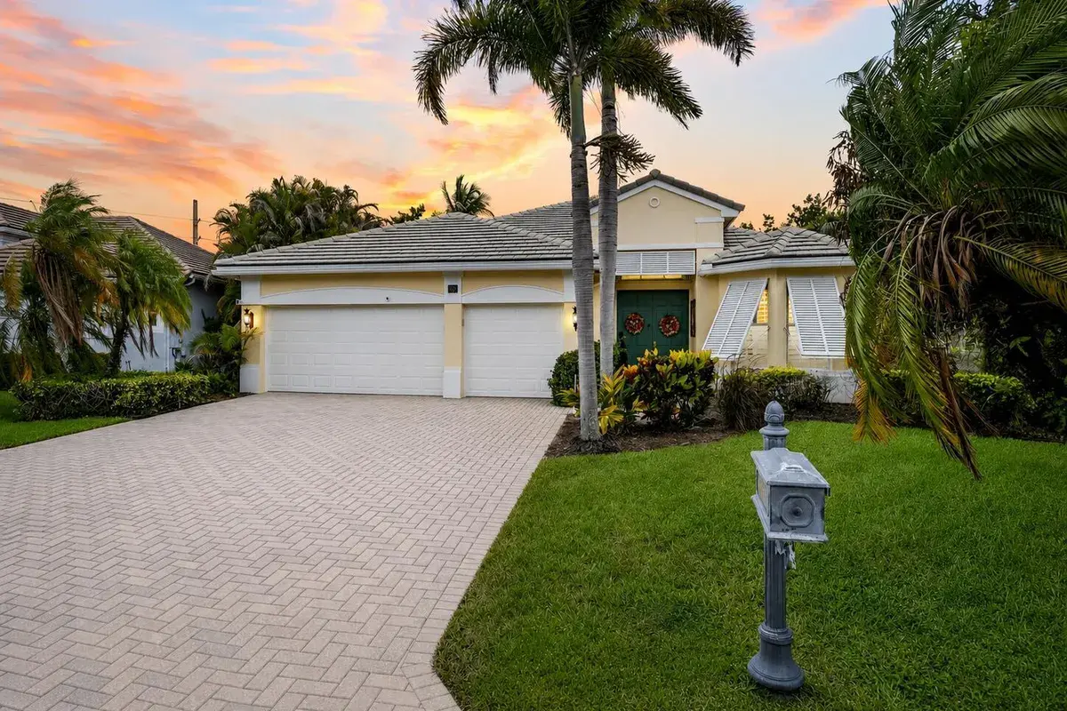 910 SW Lost River Shores Drive, Stuart FL 34997