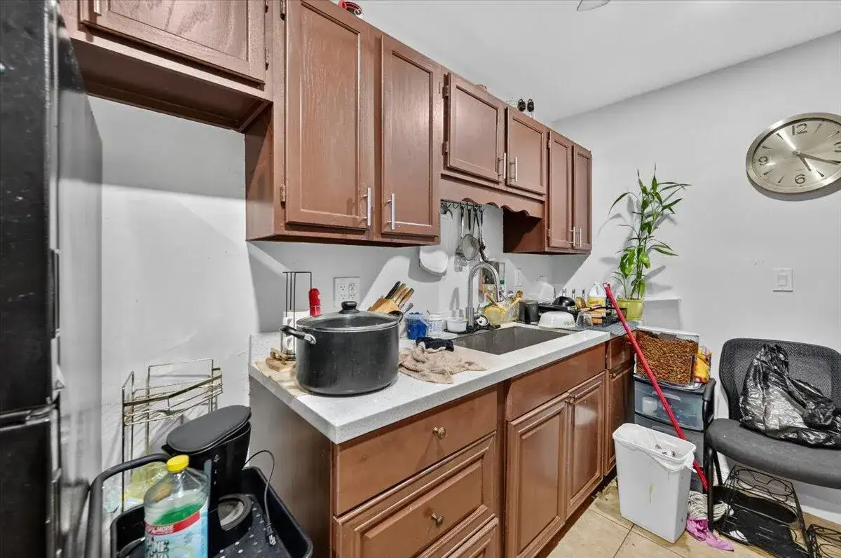 646 NE 38th Street, Oakland Park FL 33334 photo 5