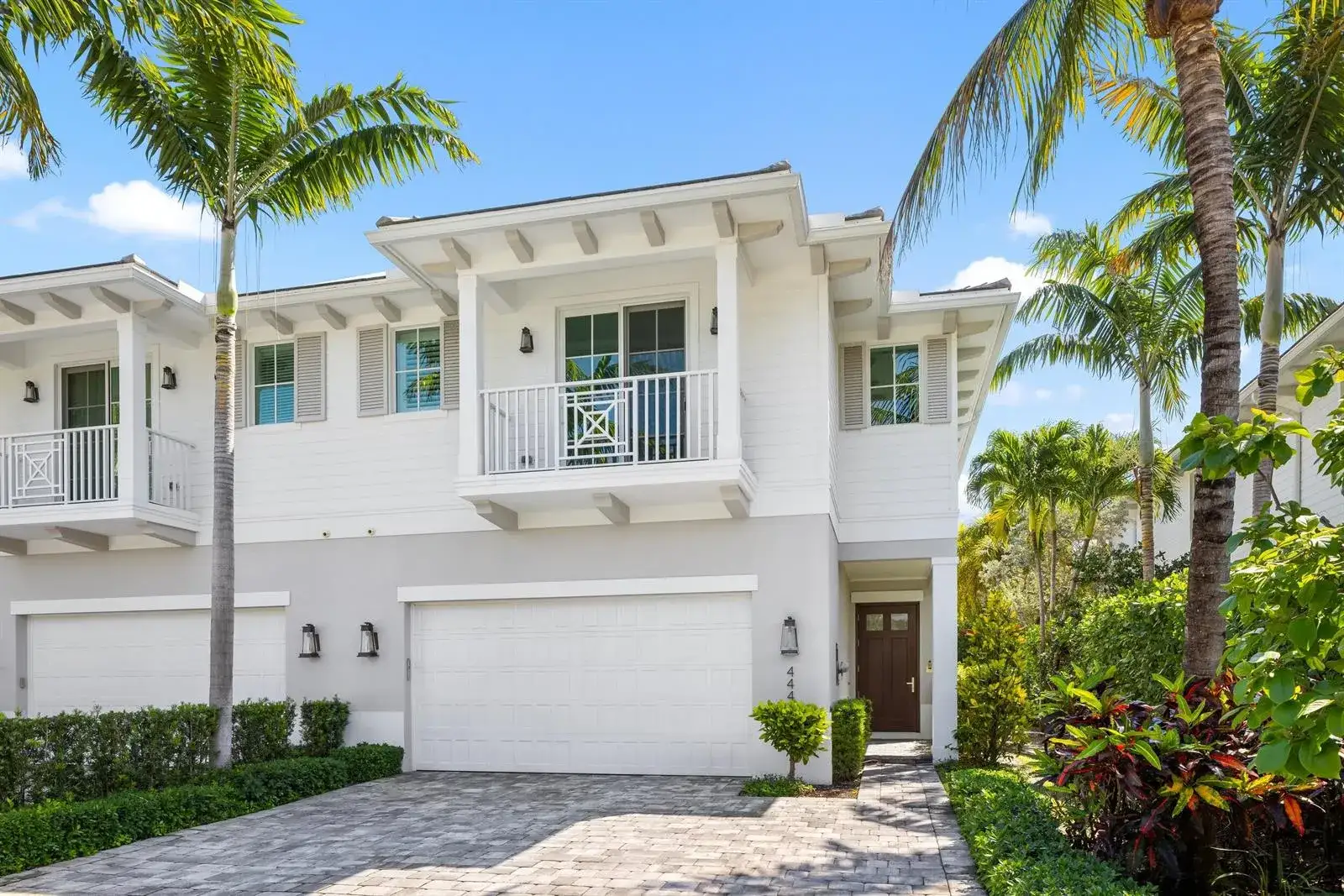 444 NE Wavecrest Way, Boca Raton FL 33432 photo 2