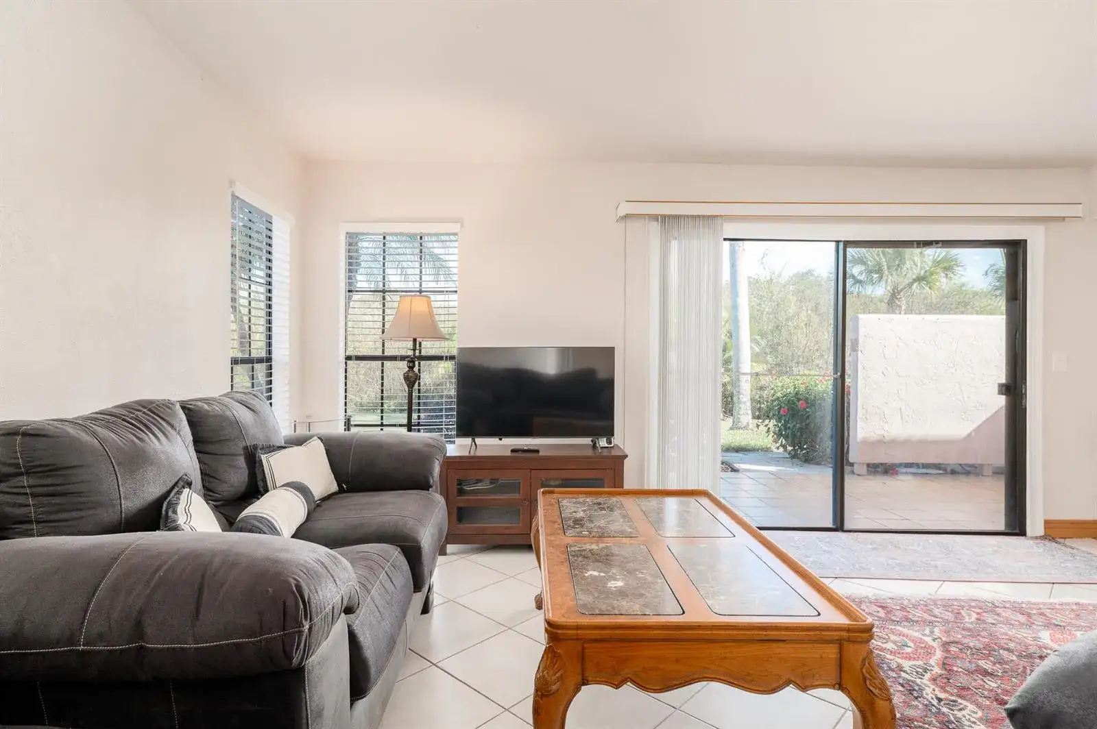 3307 SE SANDPIPER Circle, Port St. Lucie FL 34952 photo 5