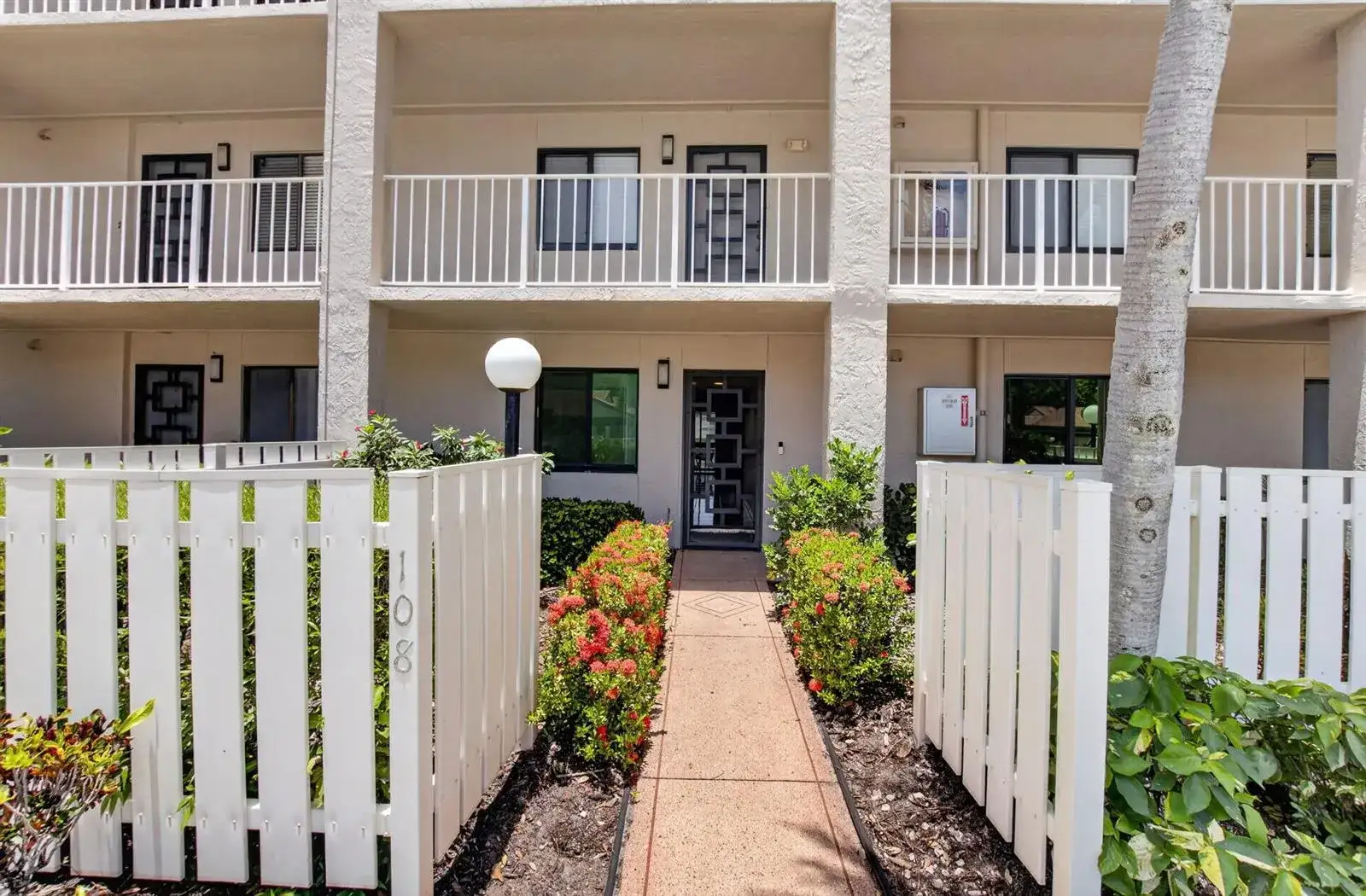 6241 Pointe Regal Circle # 108, Delray Beach FL 33484 photo 2