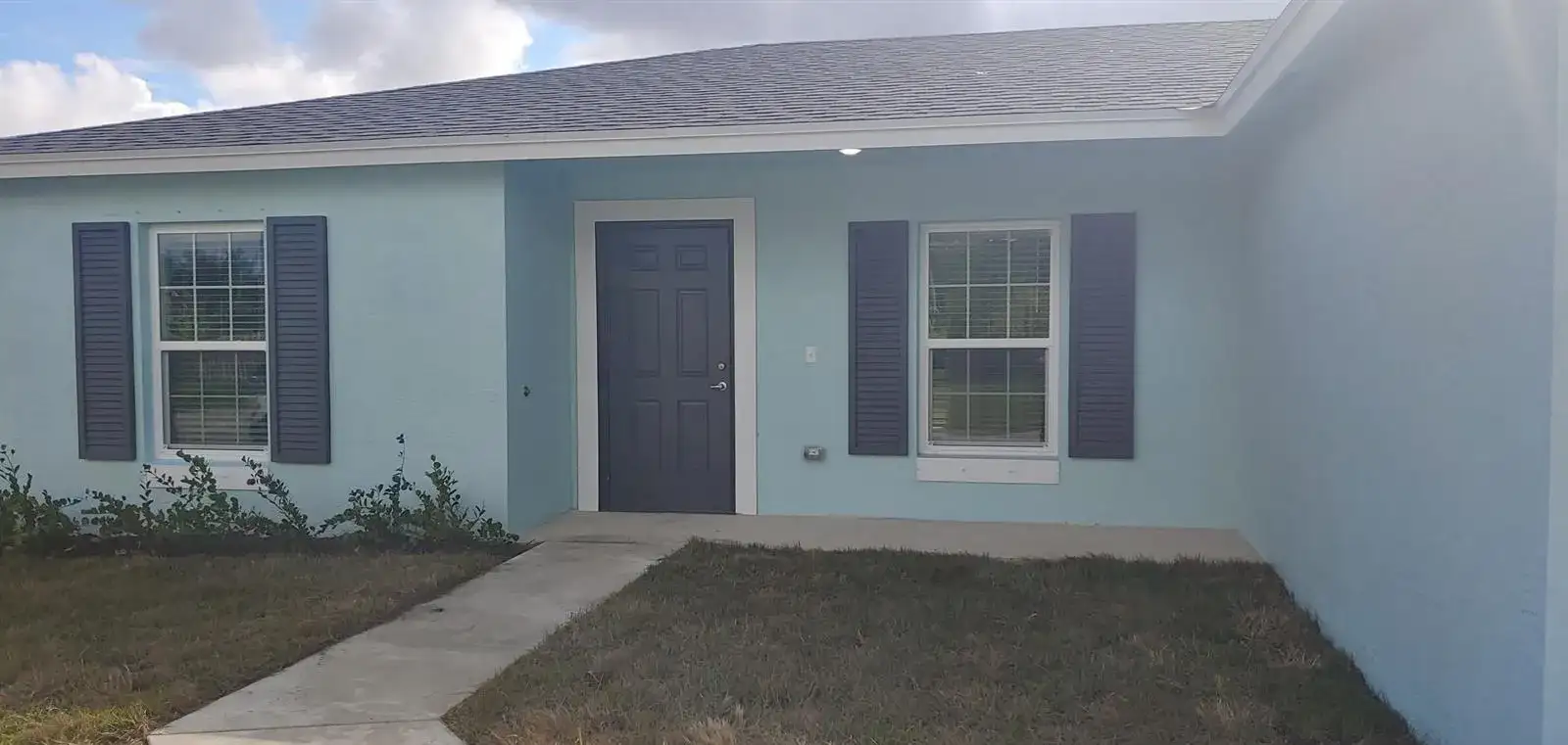 682 SW PAAR Drive, Port St. Lucie FL 34953 photo 2