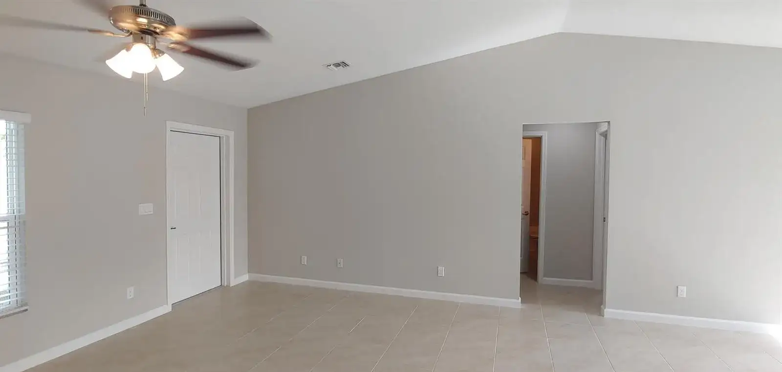 682 SW PAAR Drive, Port St. Lucie FL 34953 photo 4