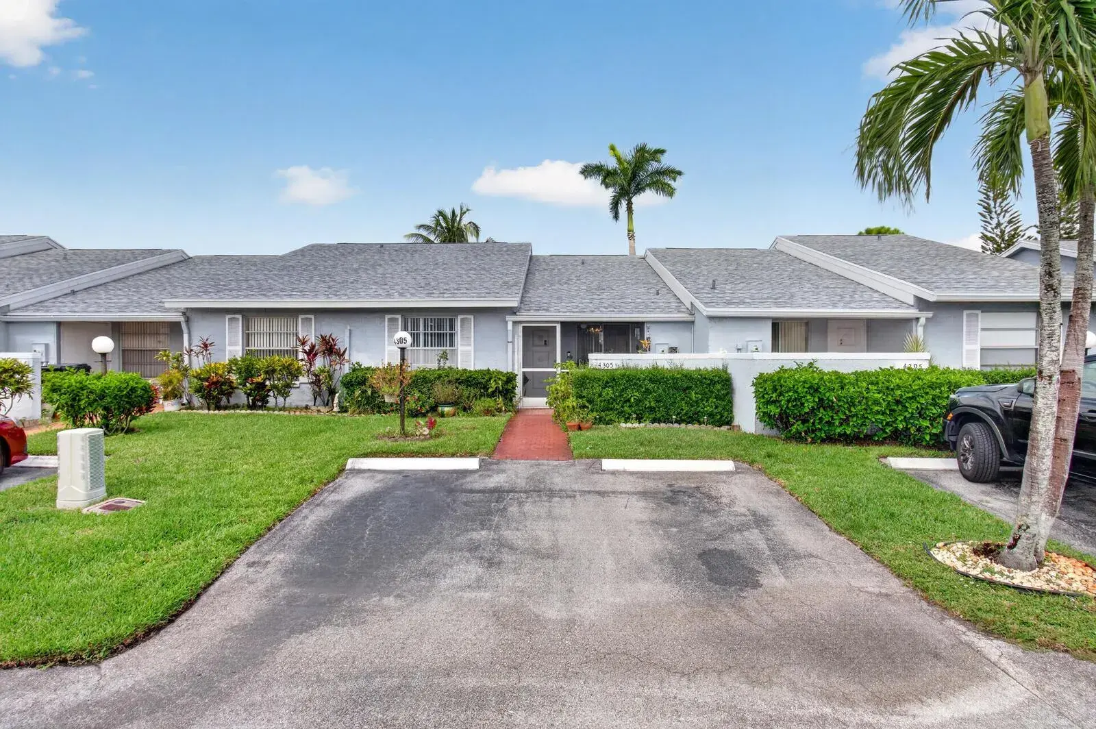 4305 LUCERNE VILLAS Lane, Lake Worth FL 33467