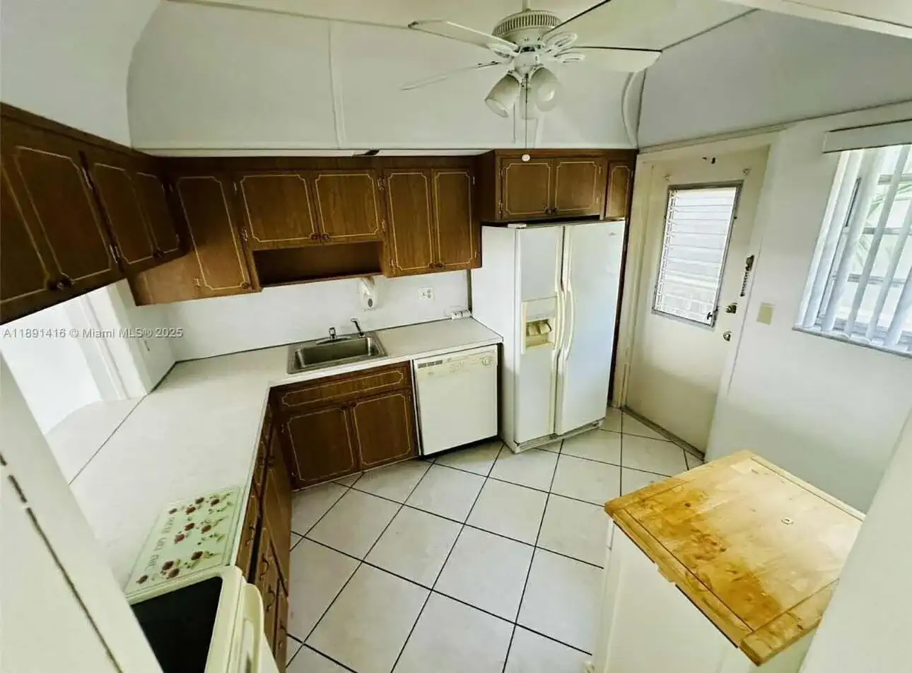 330 SE 2ND Street # 404G, Hallandale Beach FL 33009 photo 4