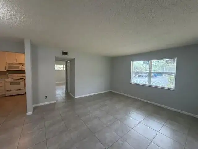 760 SE 2ND Avenue # I102, Deerfield Beach FL 33441 photo 3