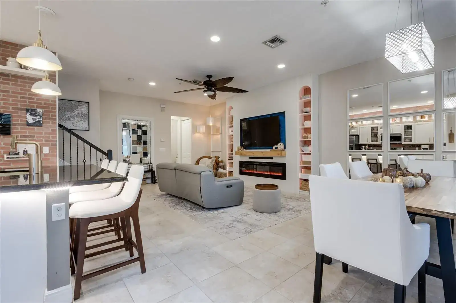 12467 NW 17th Court, Pembroke Pines FL 33028 photo 2