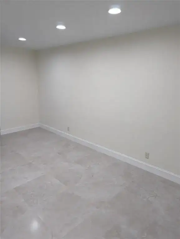 5220 NE 14th Way # 8, Fort Lauderdale FL 33334 photo 3