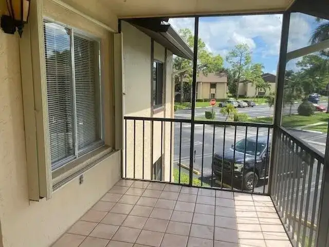 428 Pine Glen Lane # 2, FL 33463 photo 4