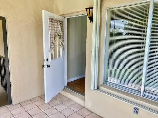 428 Pine Glen Lane # 2, FL 33463 photo 5