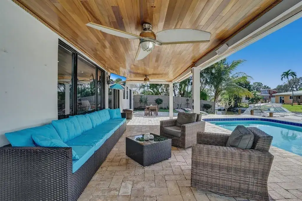 1701 SW 22ND Avenue, Fort Lauderdale FL 33312 photo 3