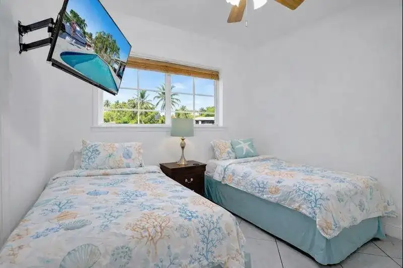1701 SW 22ND Avenue, Fort Lauderdale FL 33312 photo 5