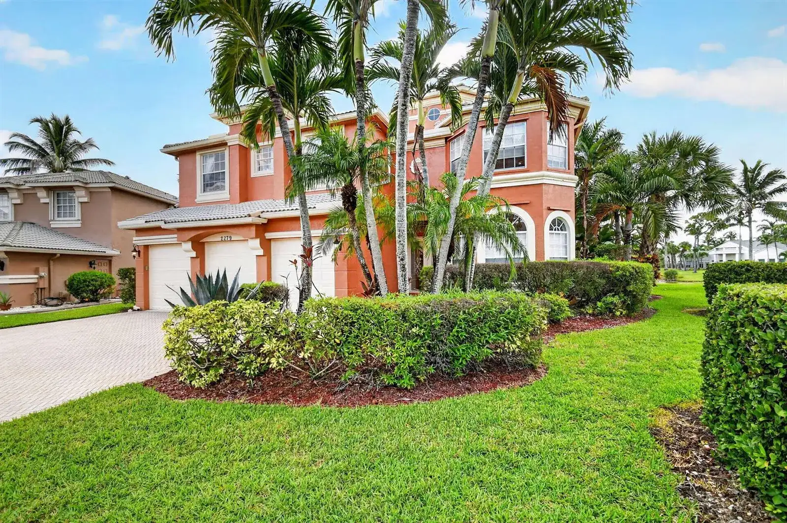 2279 Ridgewood Circle, Royal Palm Beach FL 33411 photo 2