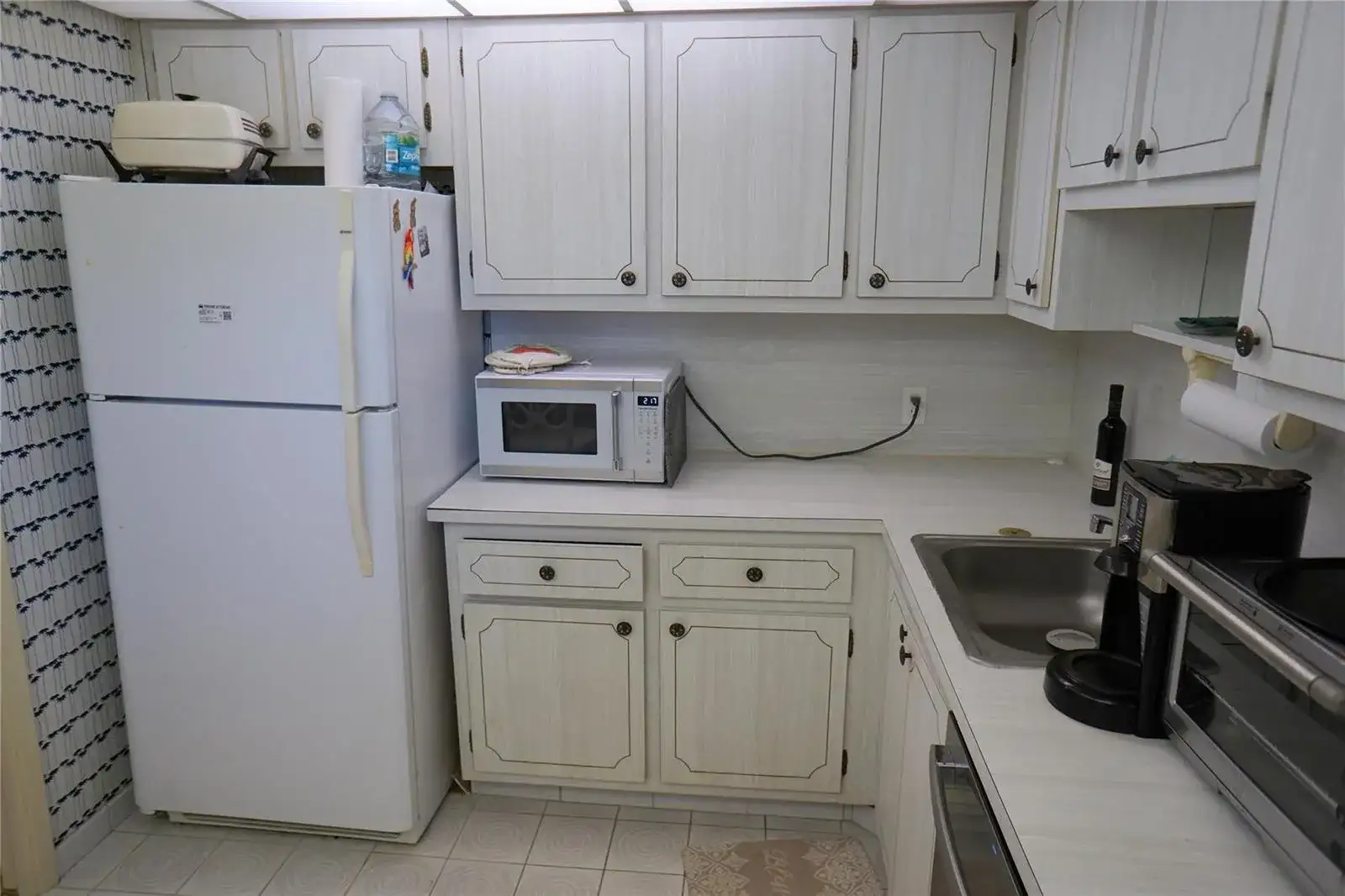 2600 S COURSE Drive # 410, Pompano Beach FL 33069 photo 4