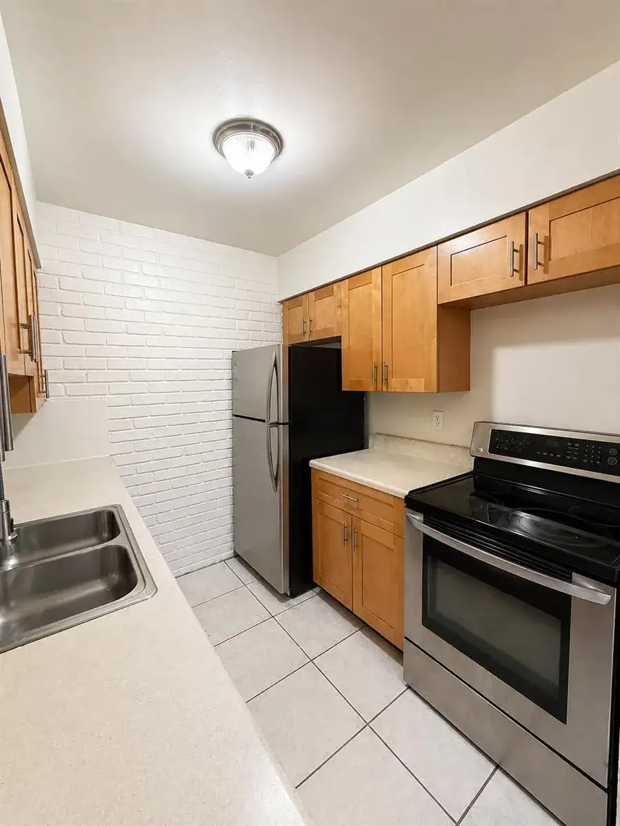 4151 NW 30TH Terrace # 3, Lauderdale Lakes FL 33309 photo 4
