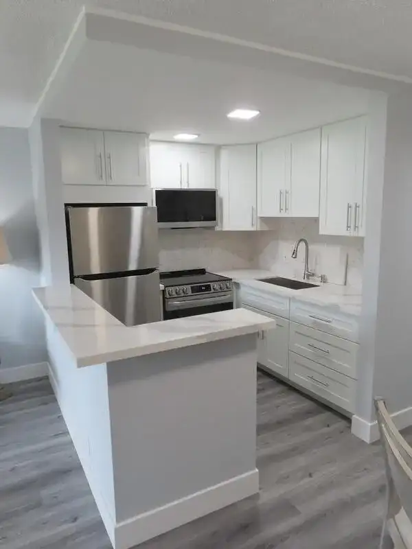 101 Hastings G, West Palm Beach FL 33417 photo 3